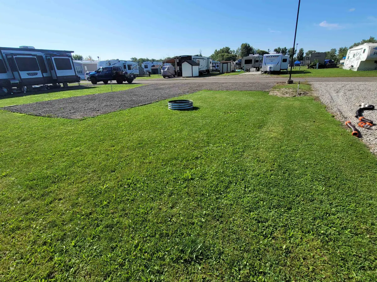 831 S Main (Unit 215) ST, Au Gres, MI 48703 - #1