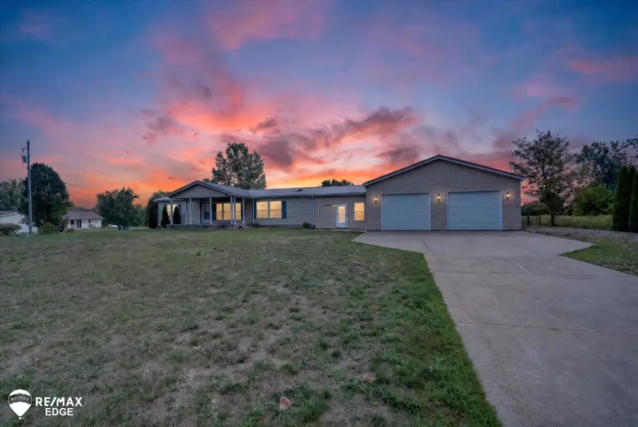 3409 Brown RD, Durand, MI 48429 - #3