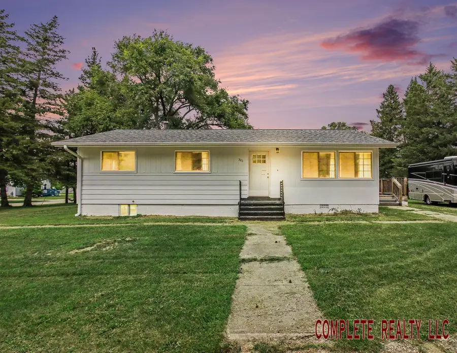 326 S Livingston ST, West Branch, MI 48661 - #3