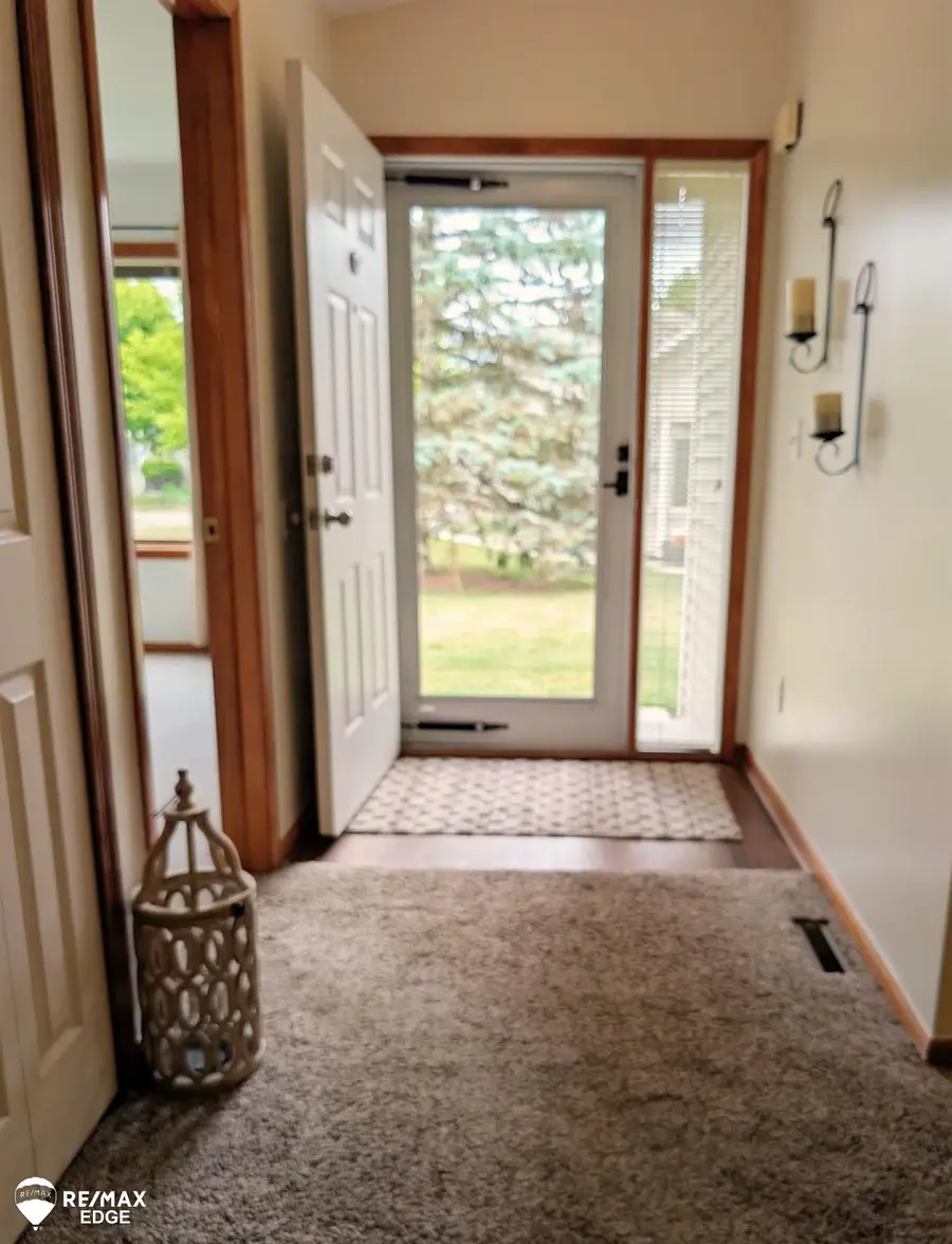 9292 Monica DR, Davison, MI 48423 - #3