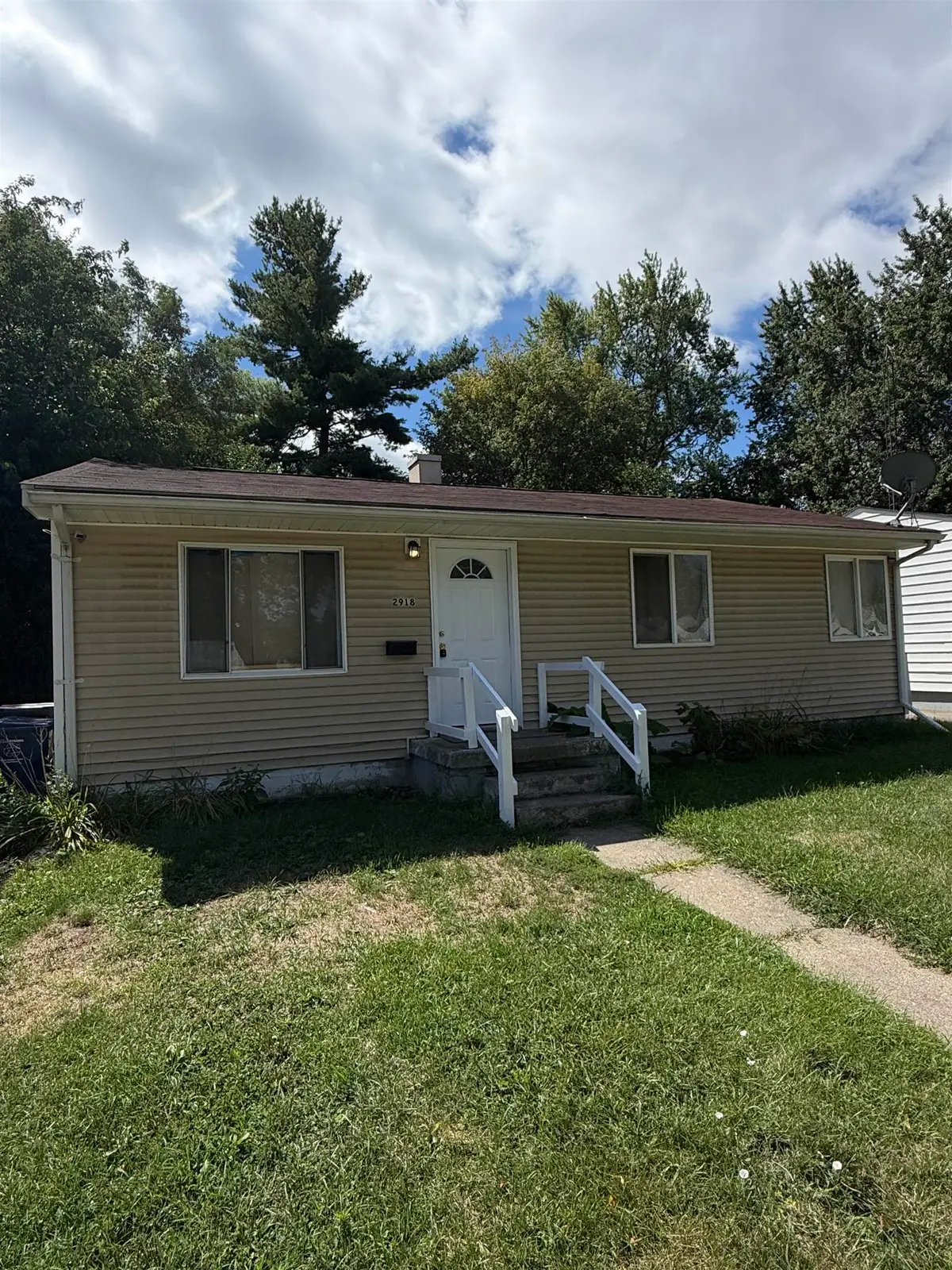 2918 Wyoming AVE, Flint, MI 48506 - #1
