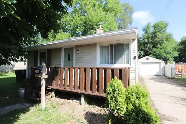 3235 Whittier AVE, Flint, MI 48506