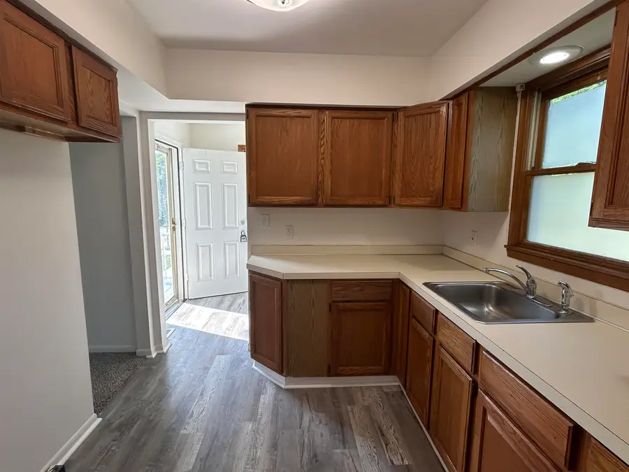 3622 Churchill AVE, Flint, MI 48506 - #3