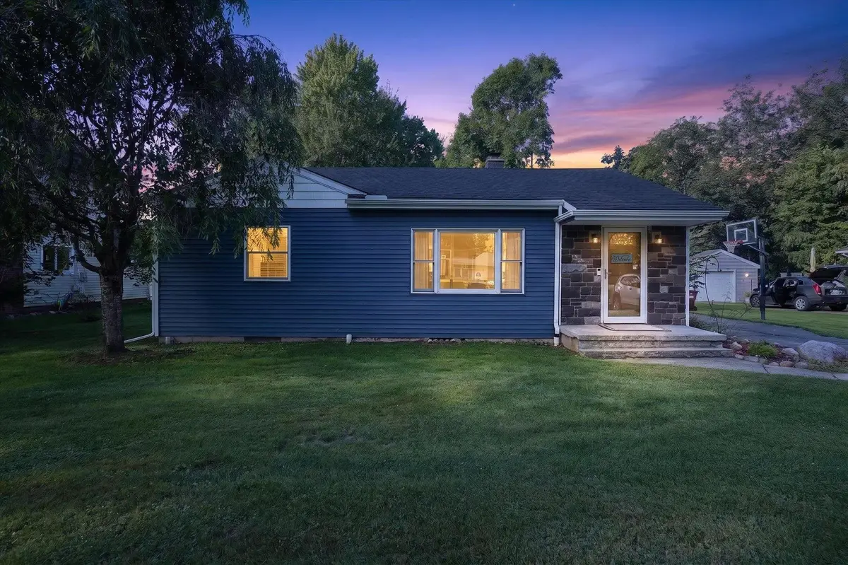 616 E Grand River RD, Laingsburg, MI 48848 - #1