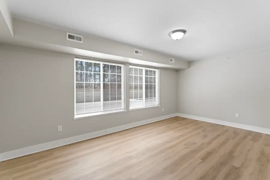 5200 N Genesee #201 RD, Flint, MI 48506 - #3
