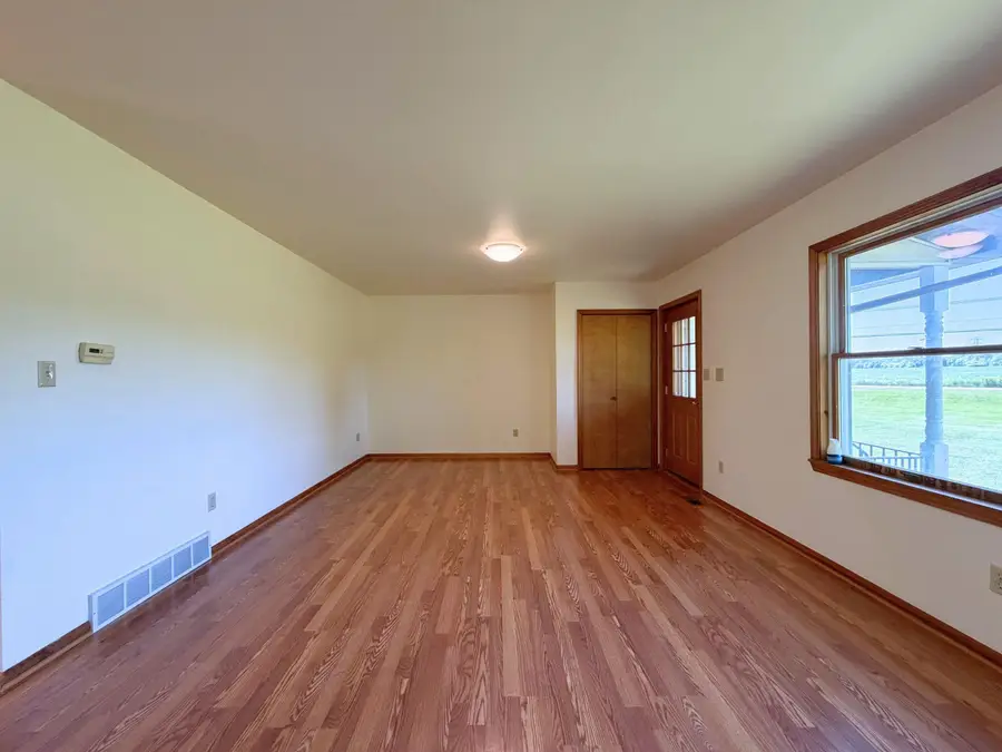 1496 W Dodge RD, Clio, MI 48420 - #3