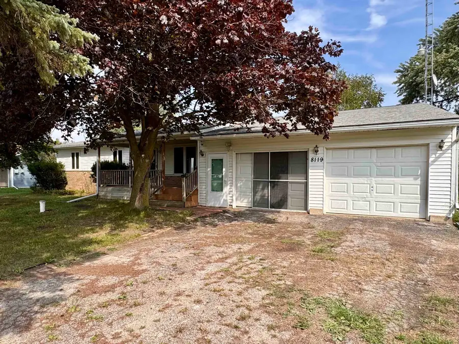 8119 Van Vleet RD, Gaines, MI 48436 - #2