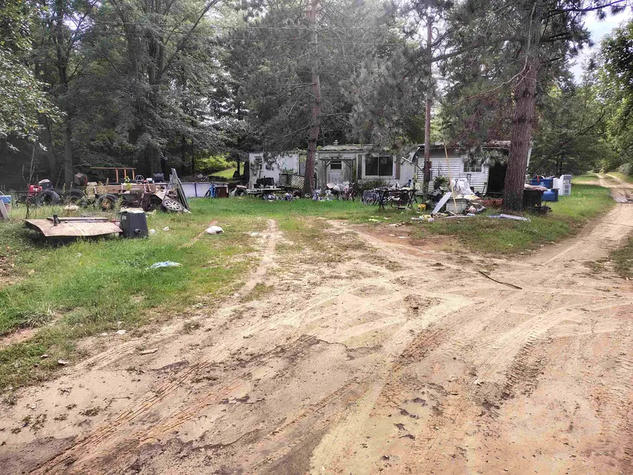 7220 Oak RD, Vassar, MI 48768 - #2