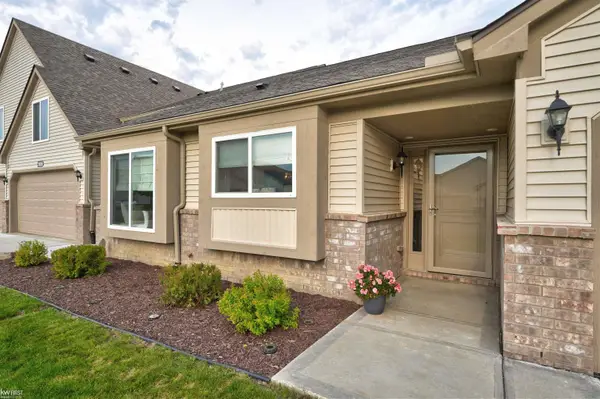 31003 Gregory ST, GrandBlanc, MI 48439