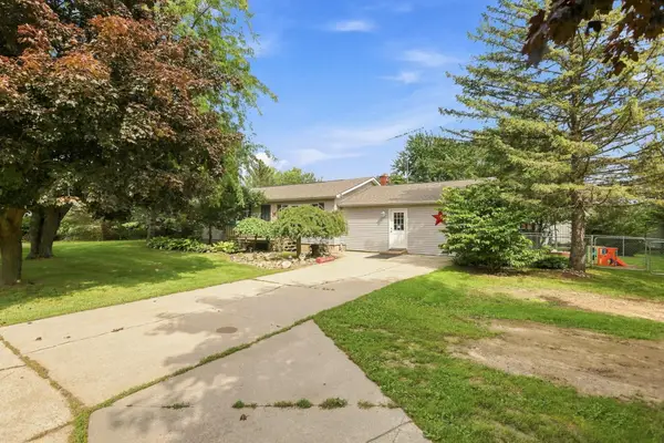 4621 Hurds Corner RD, Mayville, MI 48744