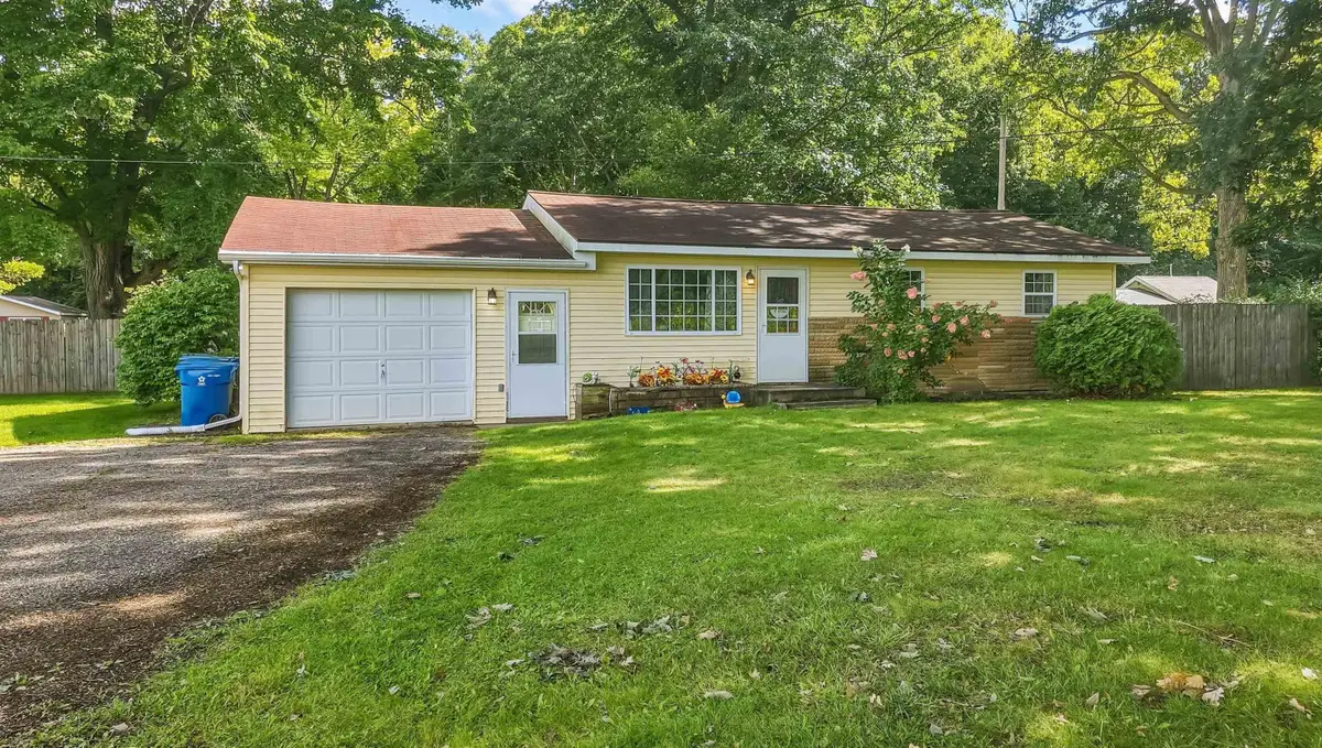13056 Nichols RD, Montrose, MI 48457 - #1