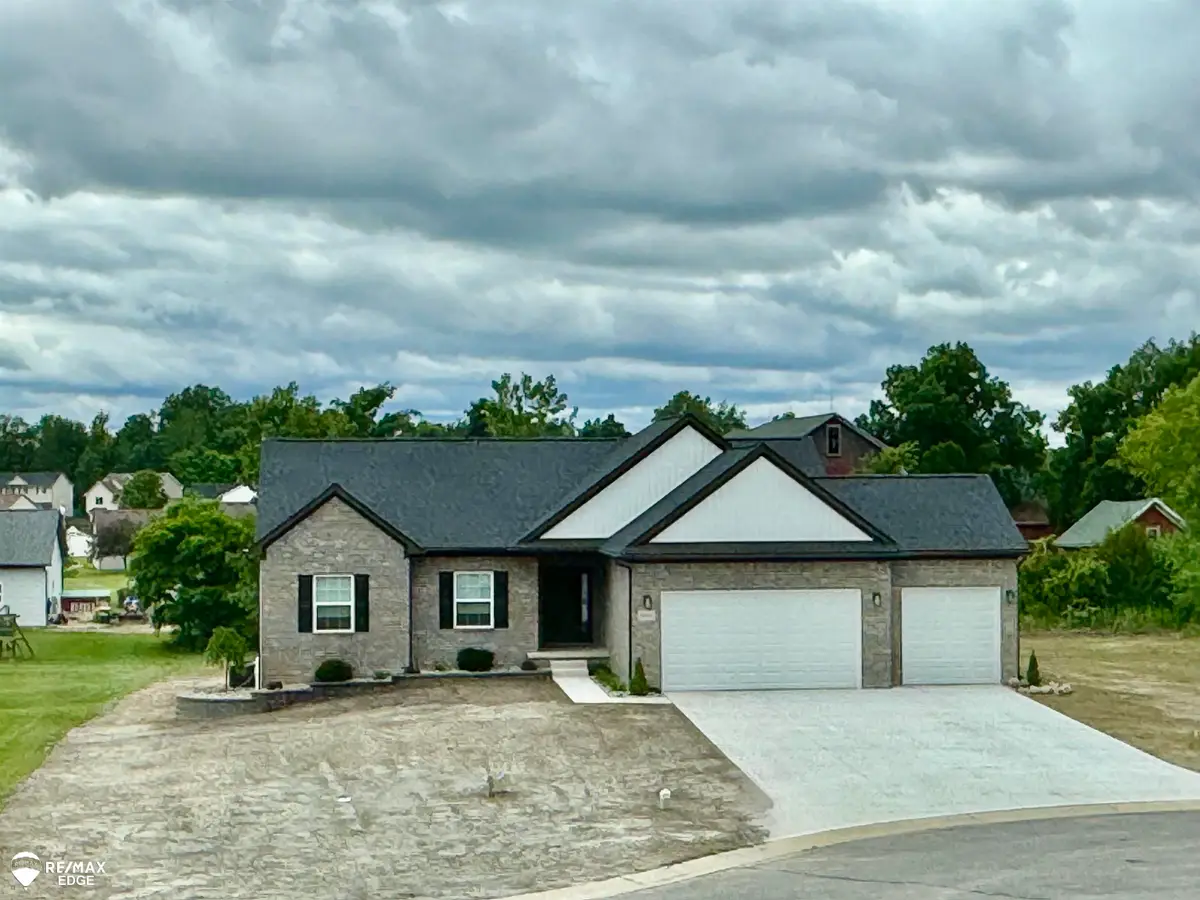 8317 Peninsula CIR, Mundy, MI 48439 - #1