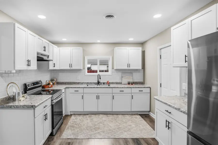 2163 Savoy, Burton, MI 48529 - #2