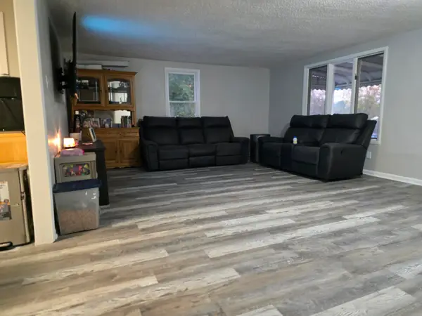 8211 Nixon AVE, MtMorris, MI 48458