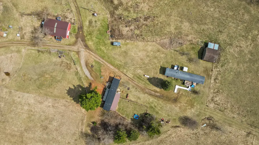 8591 Reading Road E, Pittsford, MI 49271 - #3