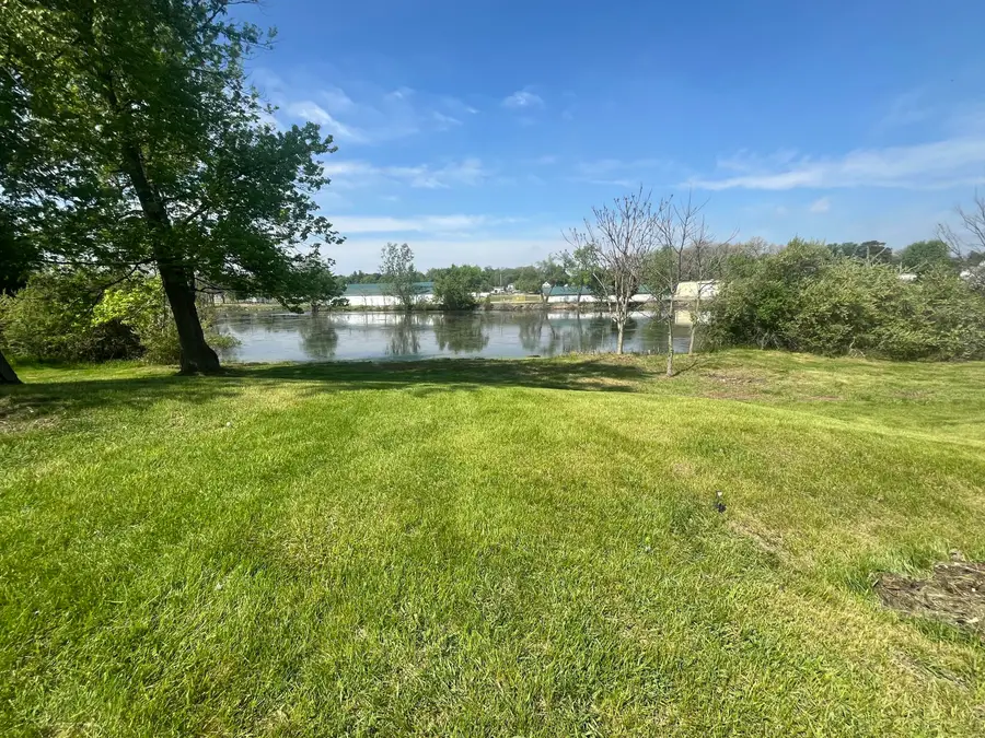 154 W Saint Joe Street, Hillsdale, MI 49242 - #2