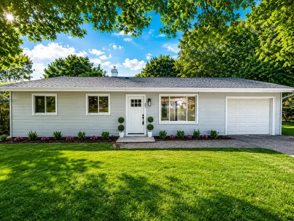 463 Wright Street, Jonesville, MI 49250