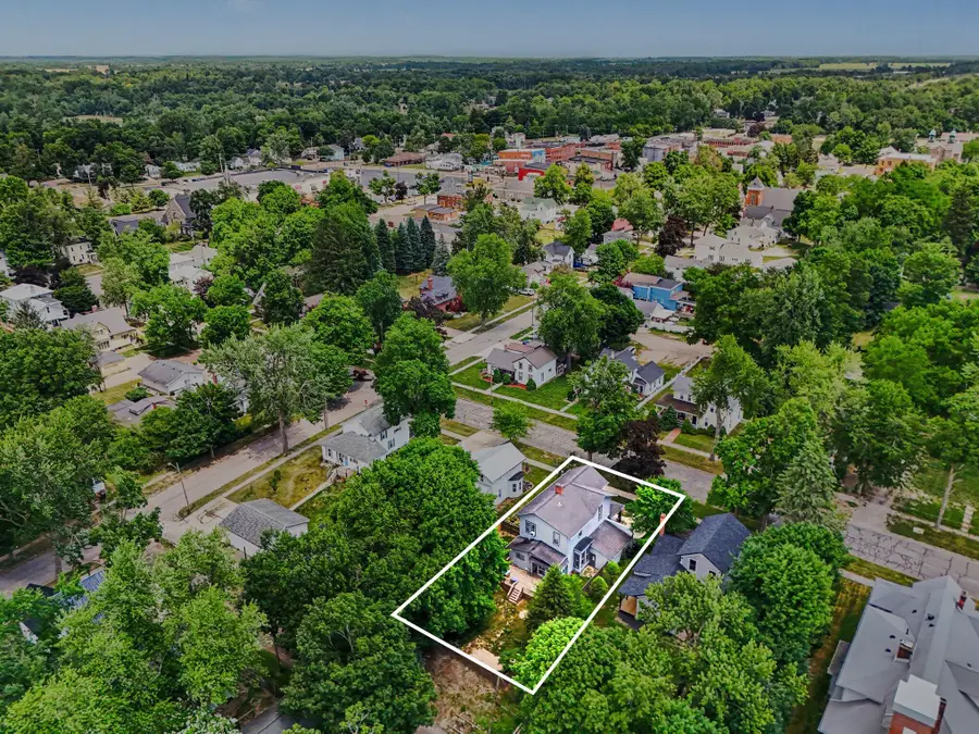 212 Grove Street, Hudson, MI 49247 - #2
