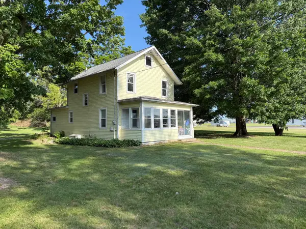 315 Reading Avenue, Jonesville, MI 49250