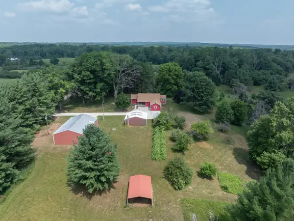 3820 N Beech Avenue, WhiteCloud, MI 49349