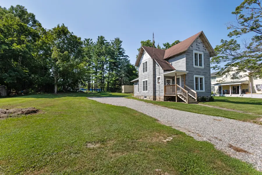 211 W Maple Street, Camden, MI 49232 - #2