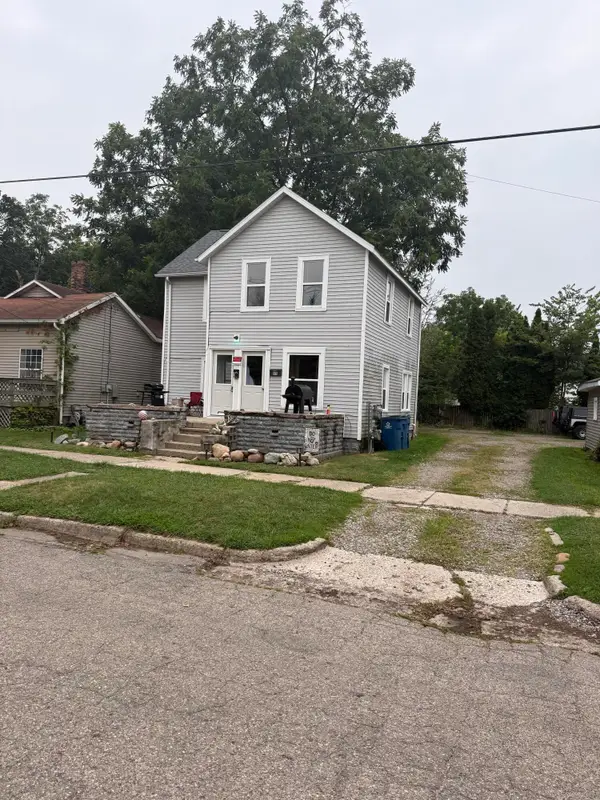 69 N Jefferson Street, Coldwater, MI 49036