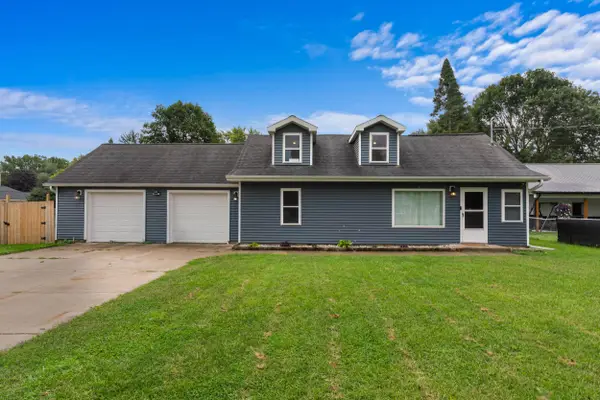 145 Falcon Road, Jackson, MI 49202