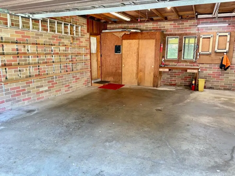 10399 Condit Road, Albion, MI 49224 - #3