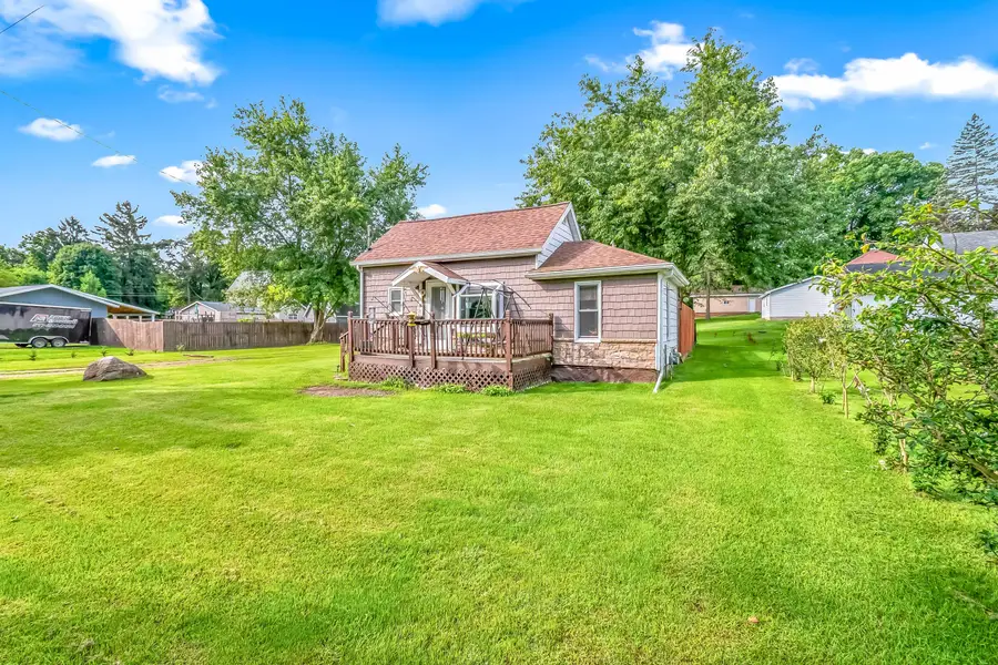 206 Bowman Street, Jonesville, MI 49250 - #3