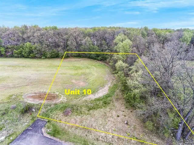 4600 Nantucket Dr. Unit: Unit 10, Jackson, MI 49201 - Image #2