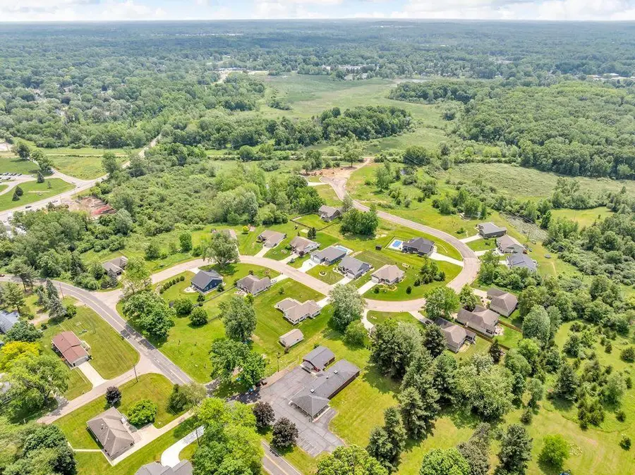 Unit 31 Natural Lane, Jackson, MI 49203 - Image #3