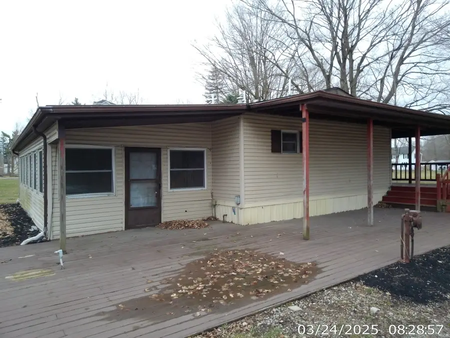 11263 Winfield Road, Jonesville, MI 49250 - Image #3