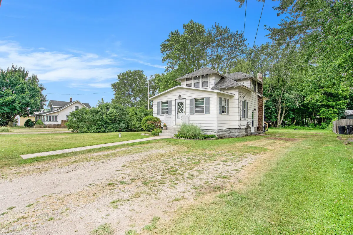 240 Stillwell Avenue, Michigan Center, MI 49254 - #1
