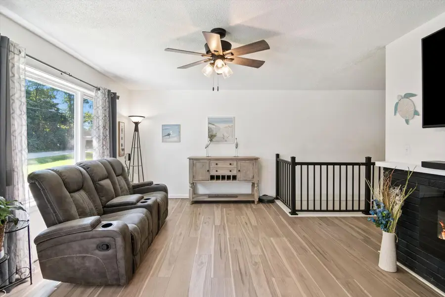 2926 S Sandstone Road, Jackson, MI 49201 - Image #2