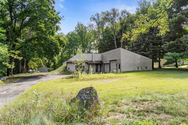 1001 N Dearing Road, Parma, MI 49269