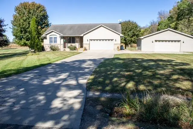 10440 Devereaux Road, Parma, MI 49269 - Image #1