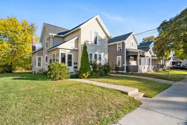 1217 First Street, Jackson, MI 49203