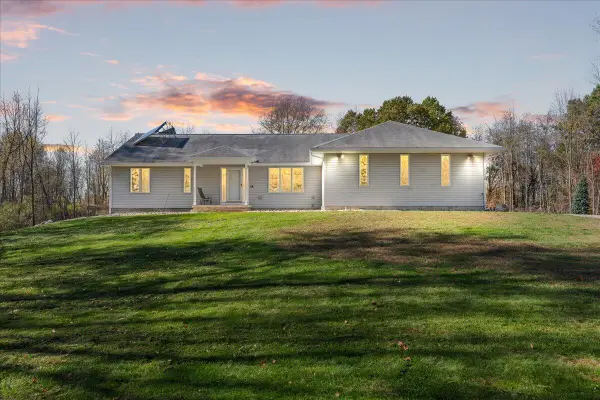 13158 Wood Road, Bath, MI 48808