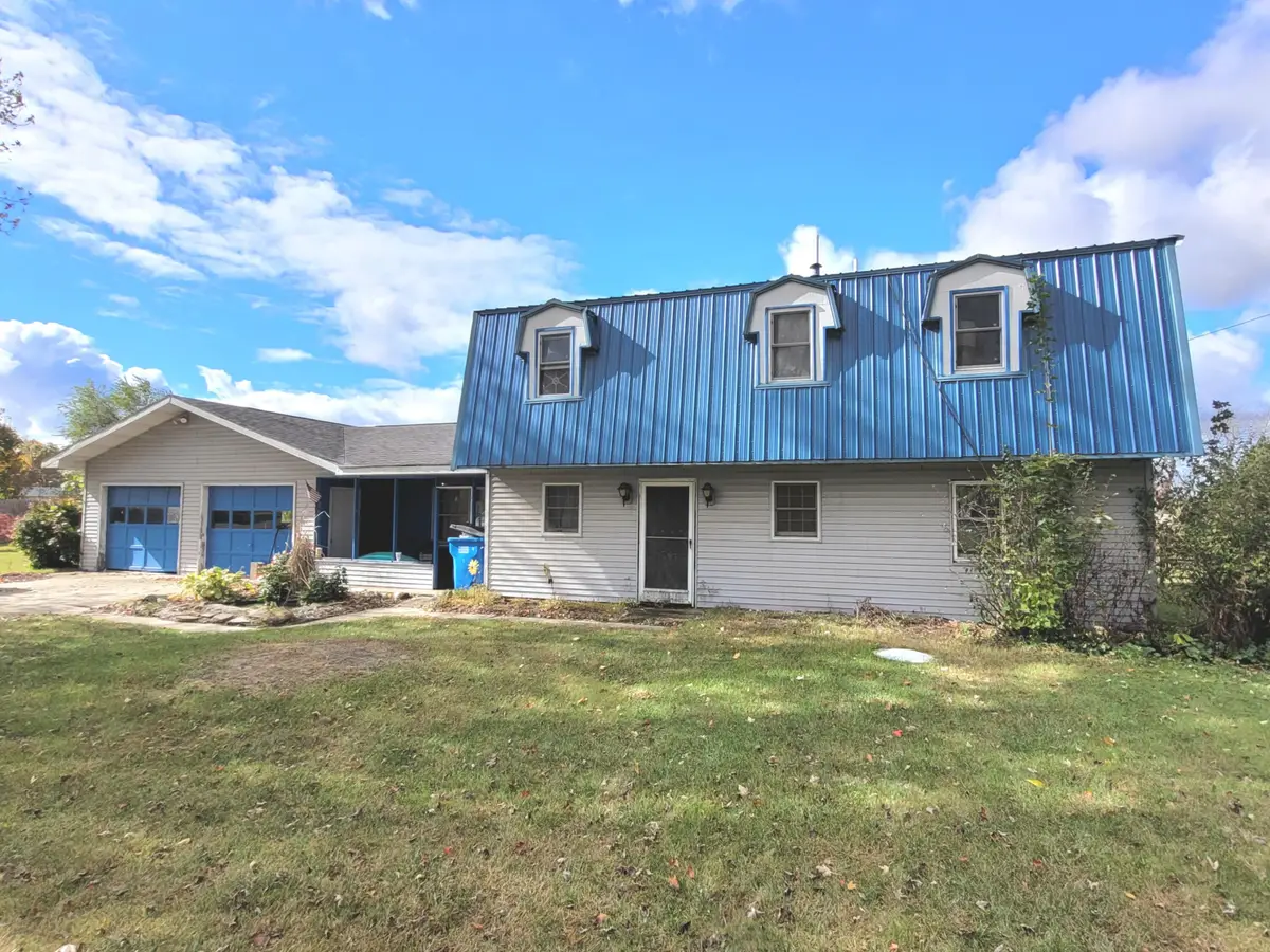 208 Plymouth Street, Jackson, MI 49201 - #1