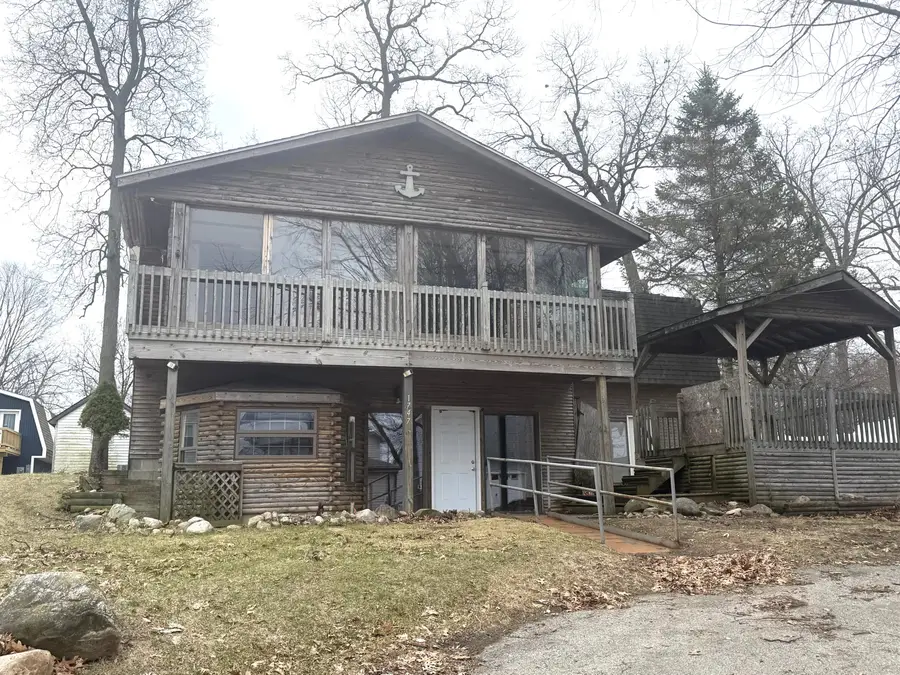 1747 Tennis Court, Pleasant Lake, MI 49272 - #2