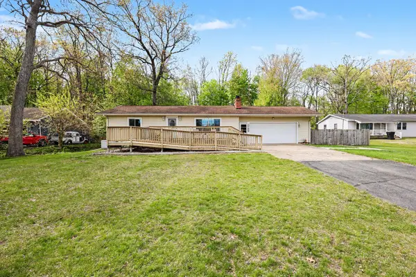 10100 Resort Road, PleasantLake, MI 49272