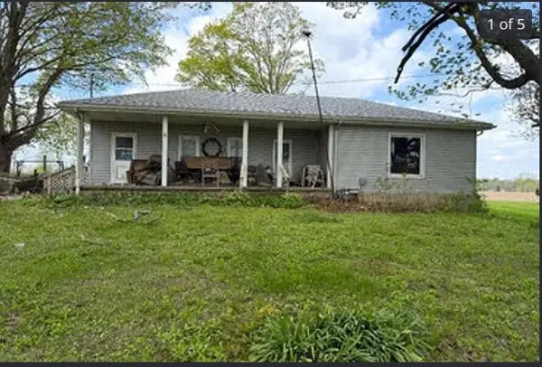 1260 S Edon Road, Hillsdale, MI 49242