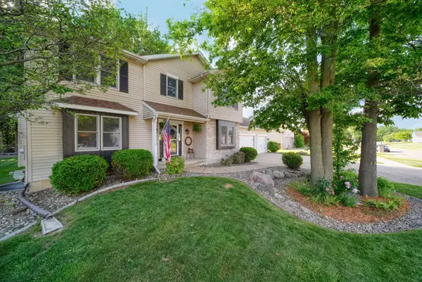 11860 Millstone Drive, GrandLedge, MI 48837
