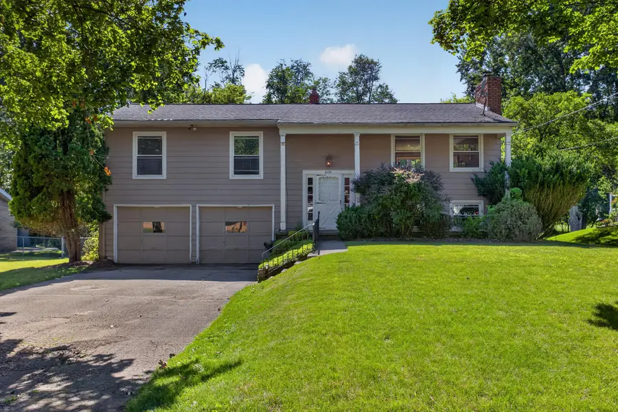 2130 Creglow Drive, Jackson, MI 49203 - #2