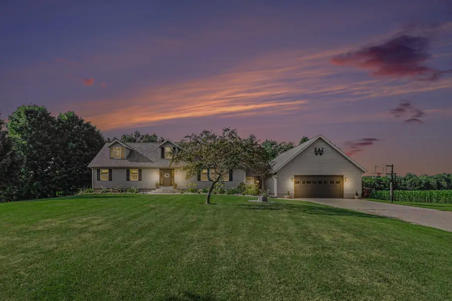 295 E Fitchburg Road, Leslie, MI 49251 - #2