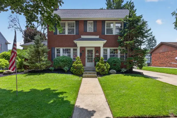 781 Bloomfield Boulevard, Jackson, MI 49203