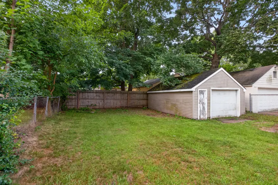 821 Grant Street, Jackson, MI 49203 - #2
