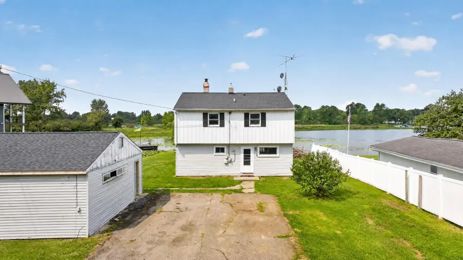 1040 Echo Beach Drive, Jackson, MI 49203 - #2