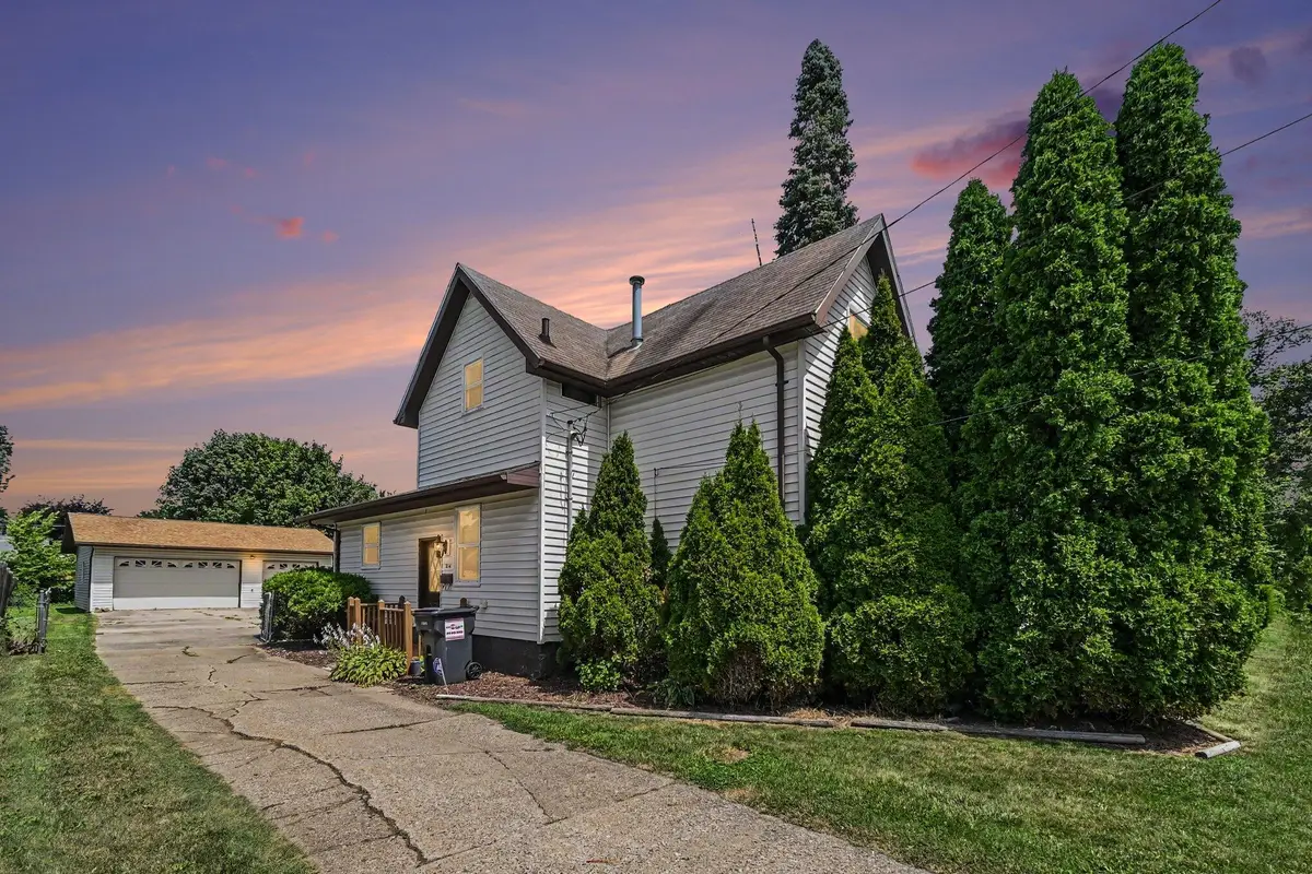 514 Saint Clair Avenue, Jackson, MI 49202 - #1