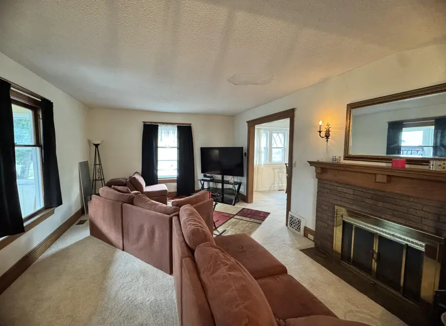 910 3rd Street, Jackson, MI 49203 - #3
